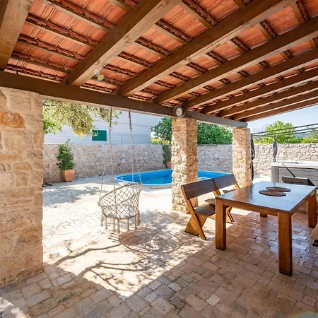 Gorgeous In With Kitchen * Betina (Sibenik-Knin)
