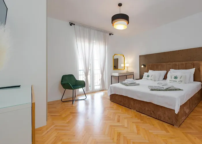 Awesome In * Betina (Sibenik-Knin)