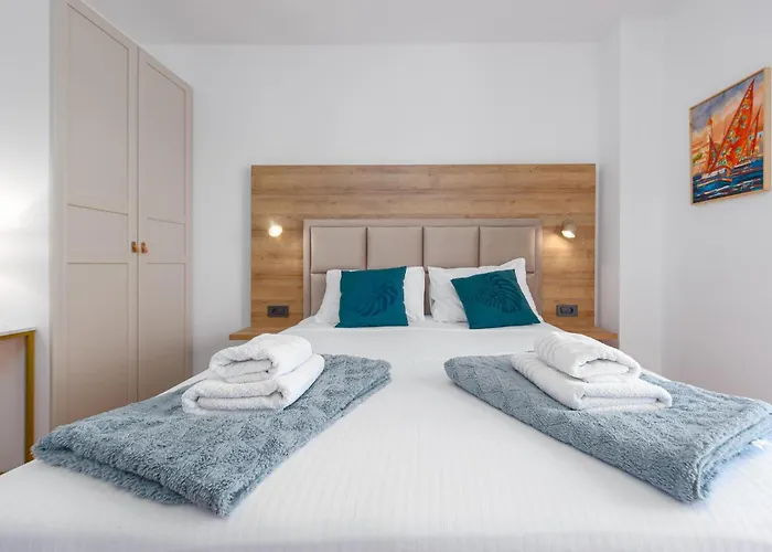 Awesome In Vikendica *