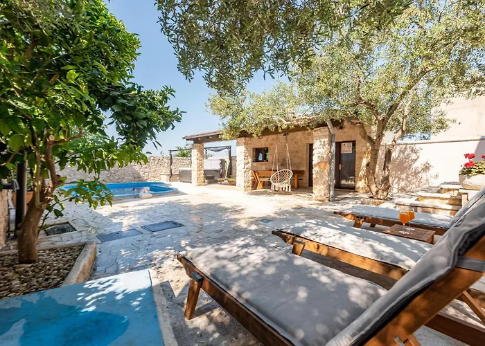 Vikendica Awesome In Betina (Sibenik-Knin)