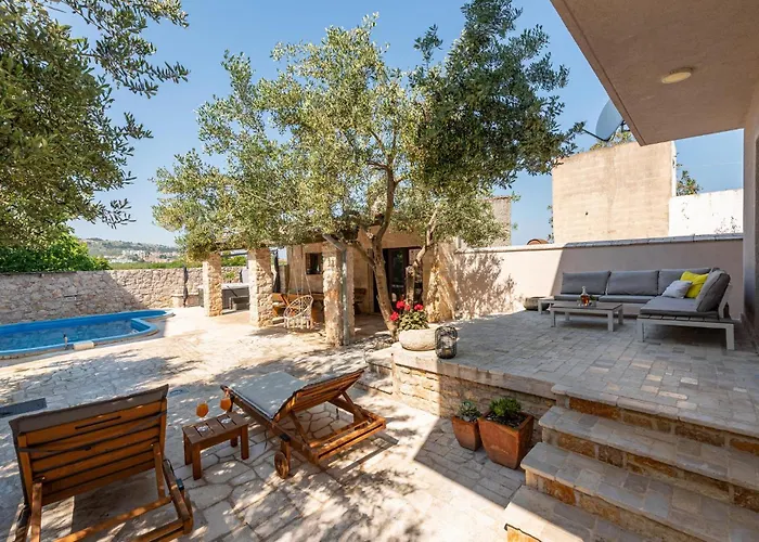 Vikendica Awesome In